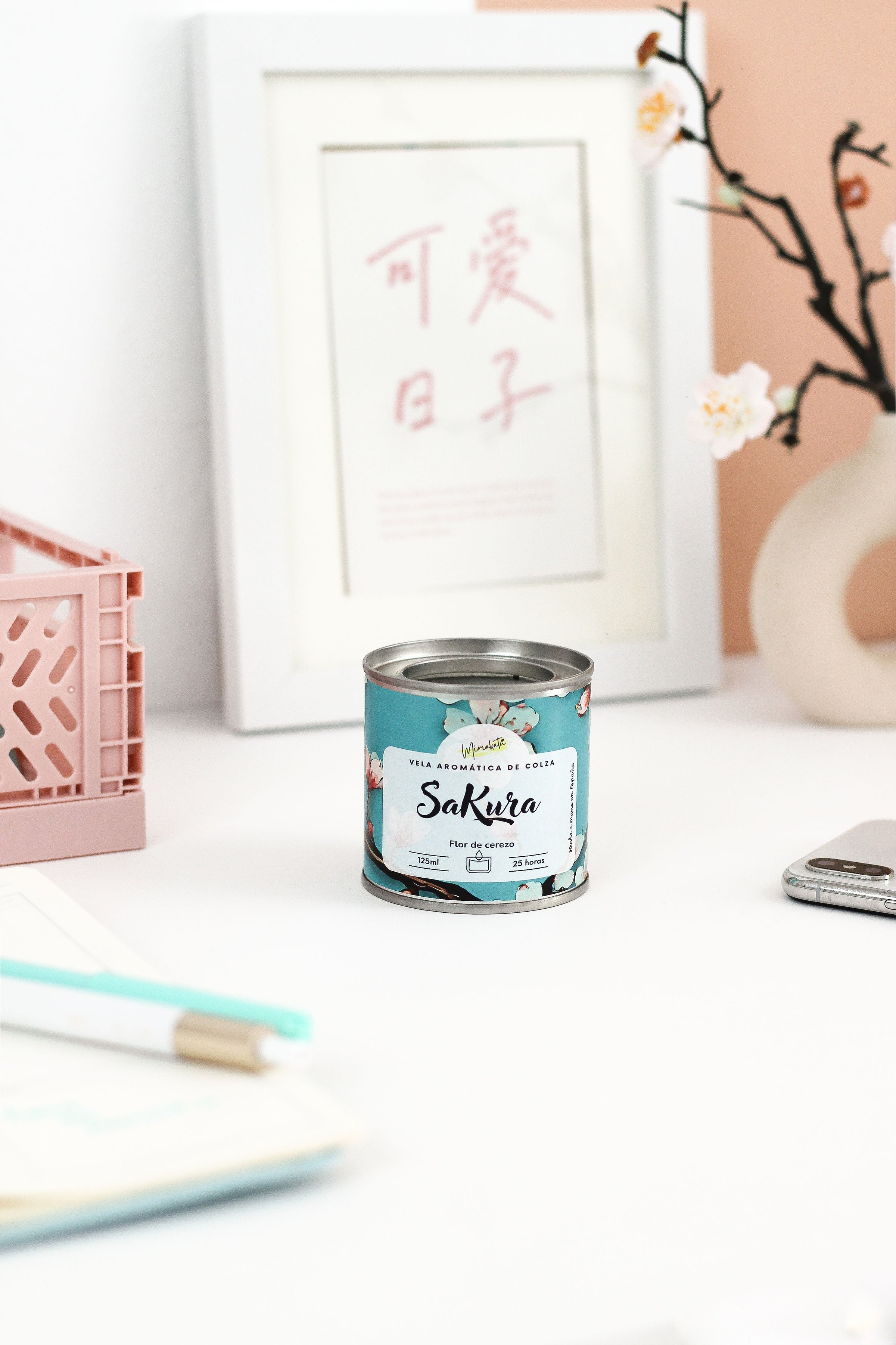 Sakura – Vela artesanal de flor de cerezo 🌸