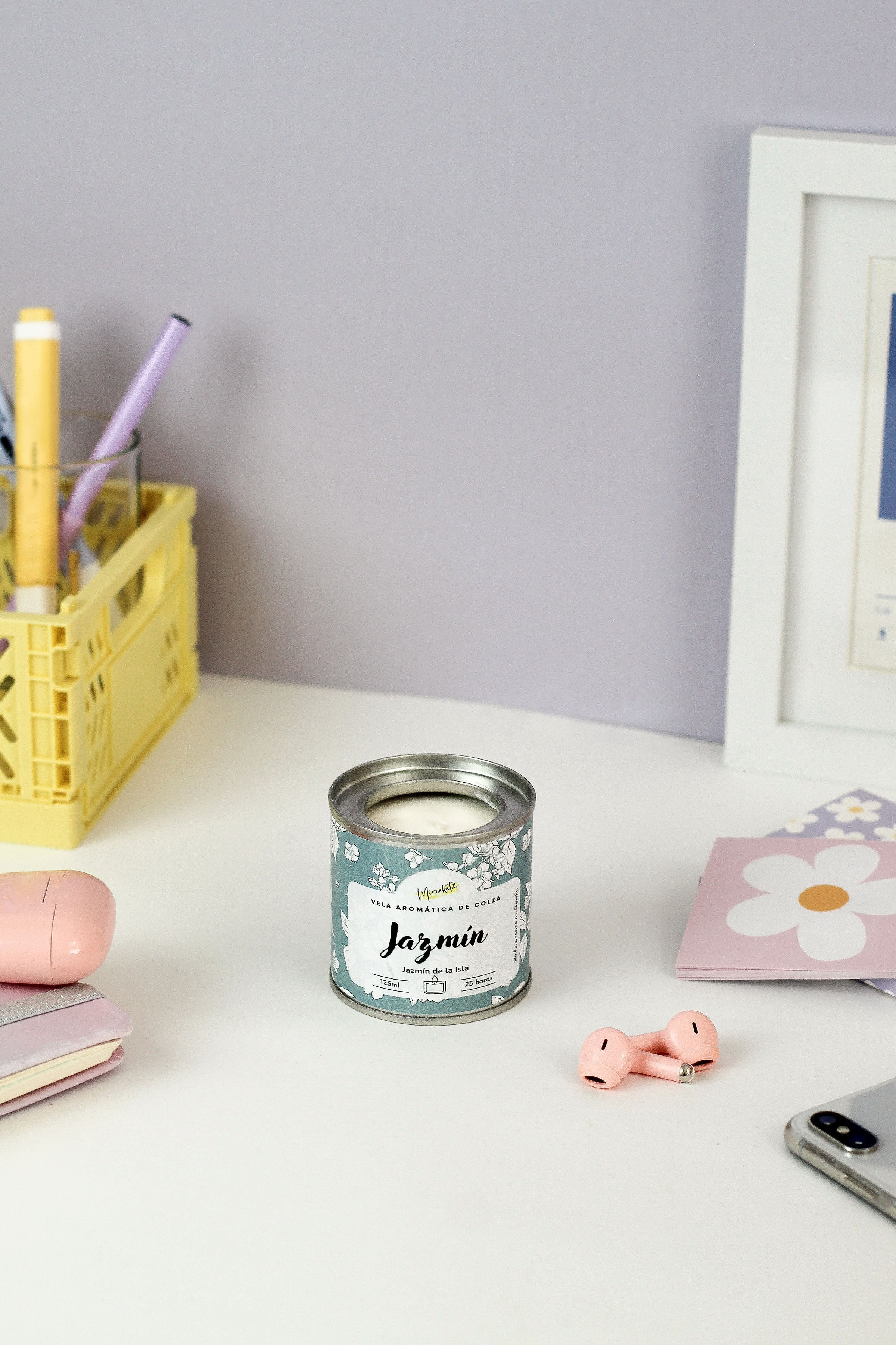 Jazmín – Vela artesanal de flor blanca 🌼